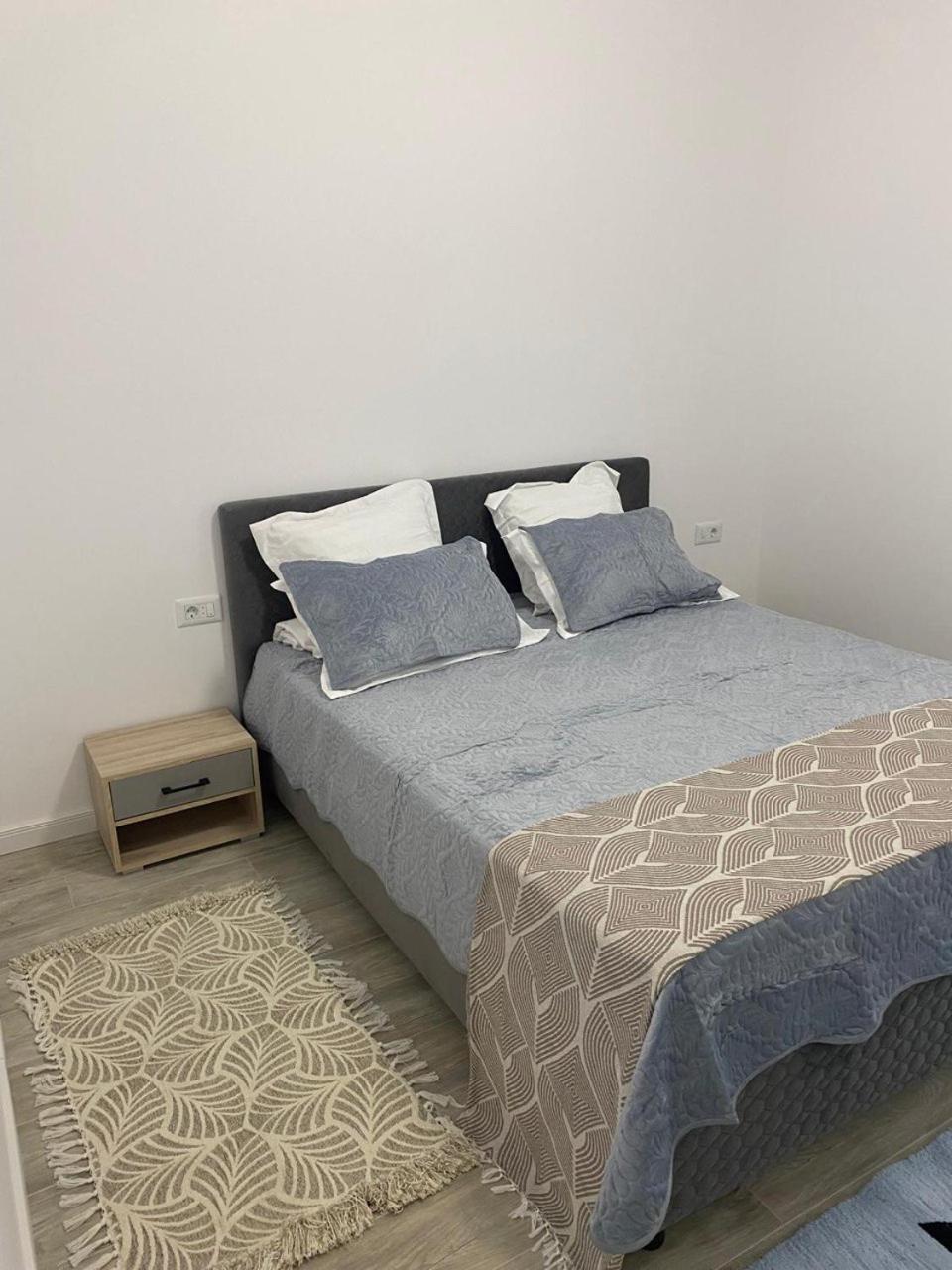 Apartament Satina Craiova Exterior foto